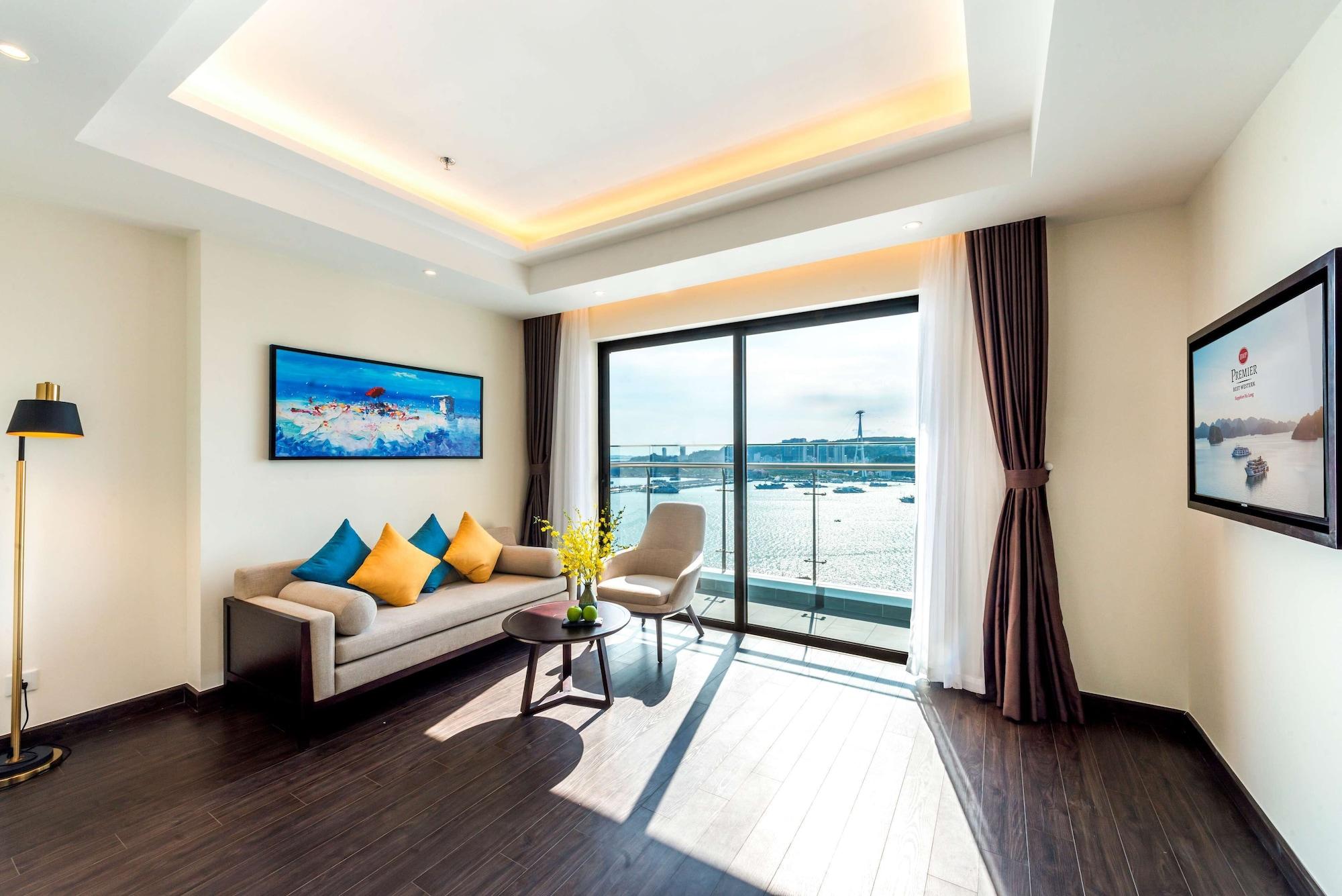 Western Premier Sapphire Hạ Long