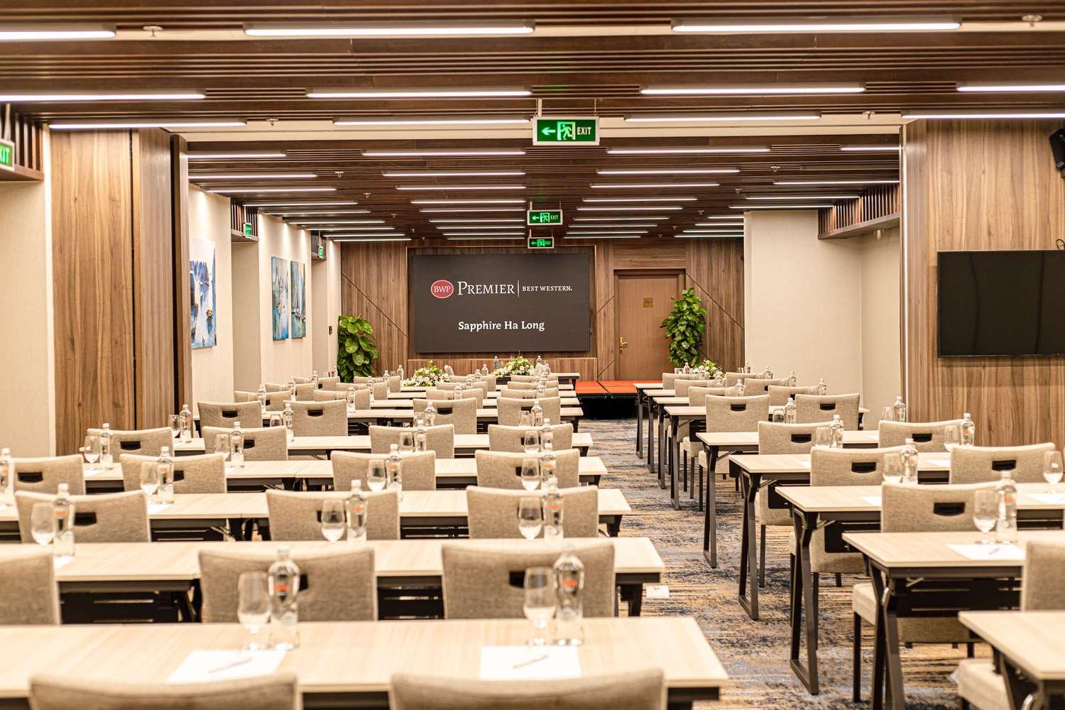 Western Premier Sapphire Hotel