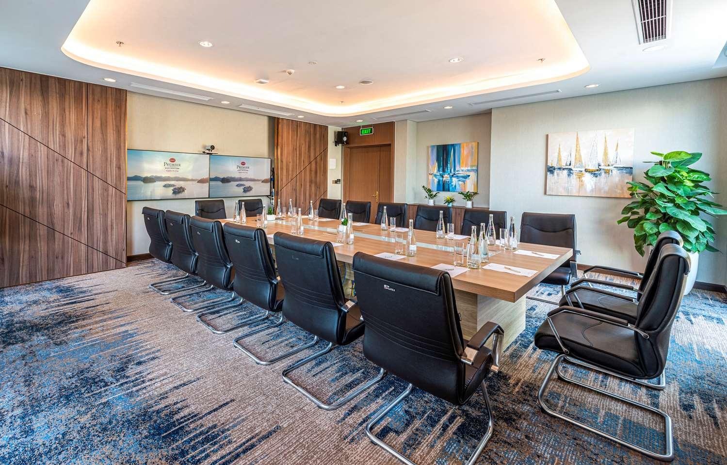 Western Premier Sapphire Hotel 5*