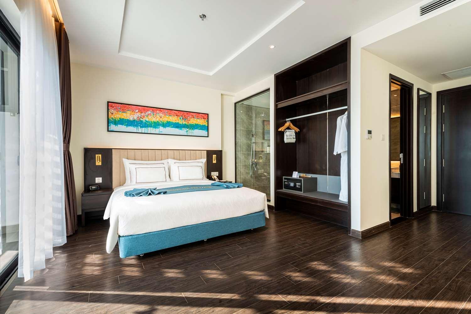 Western Premier Sapphire Hotel