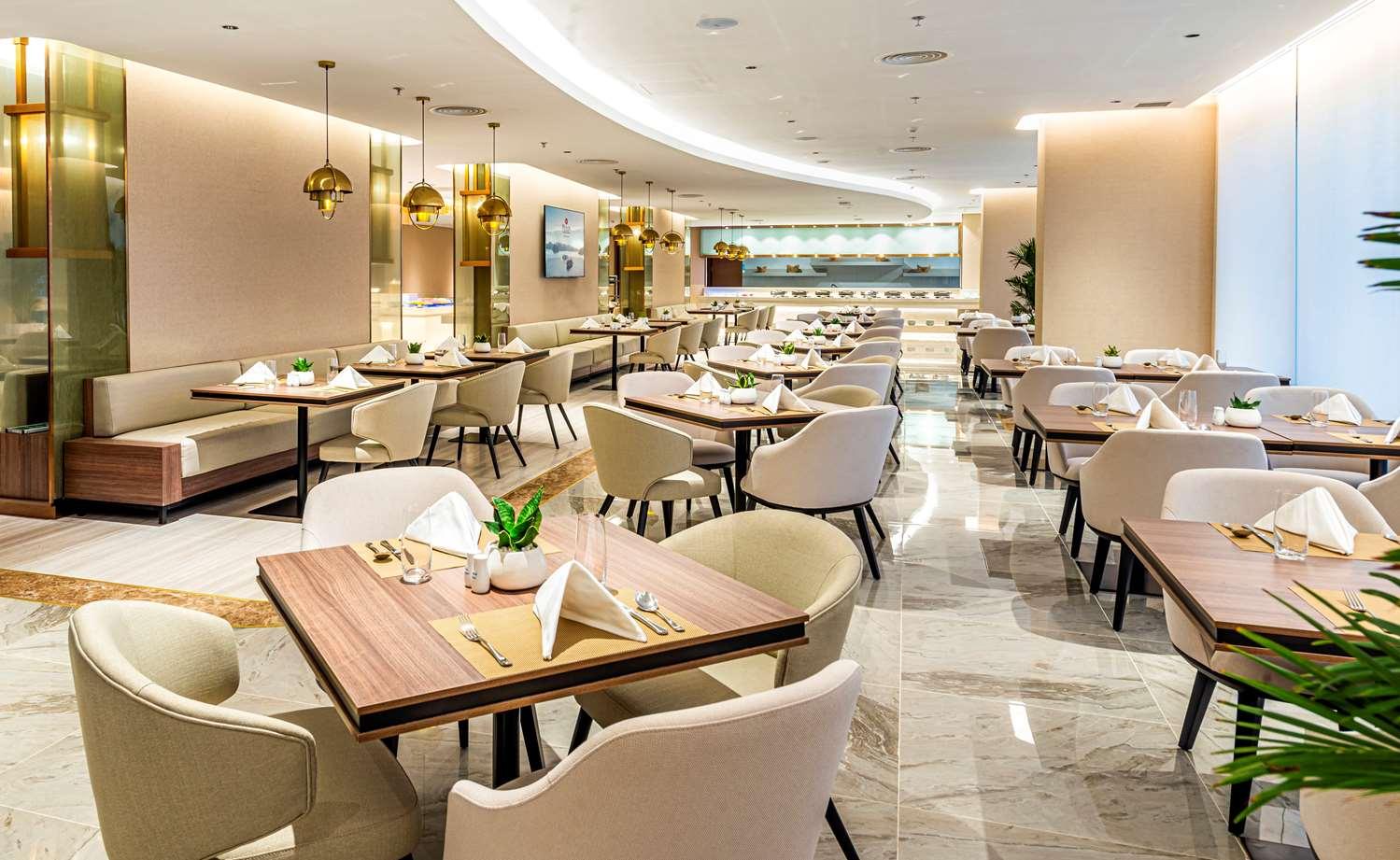 Western Premier Sapphire Hotel 5*